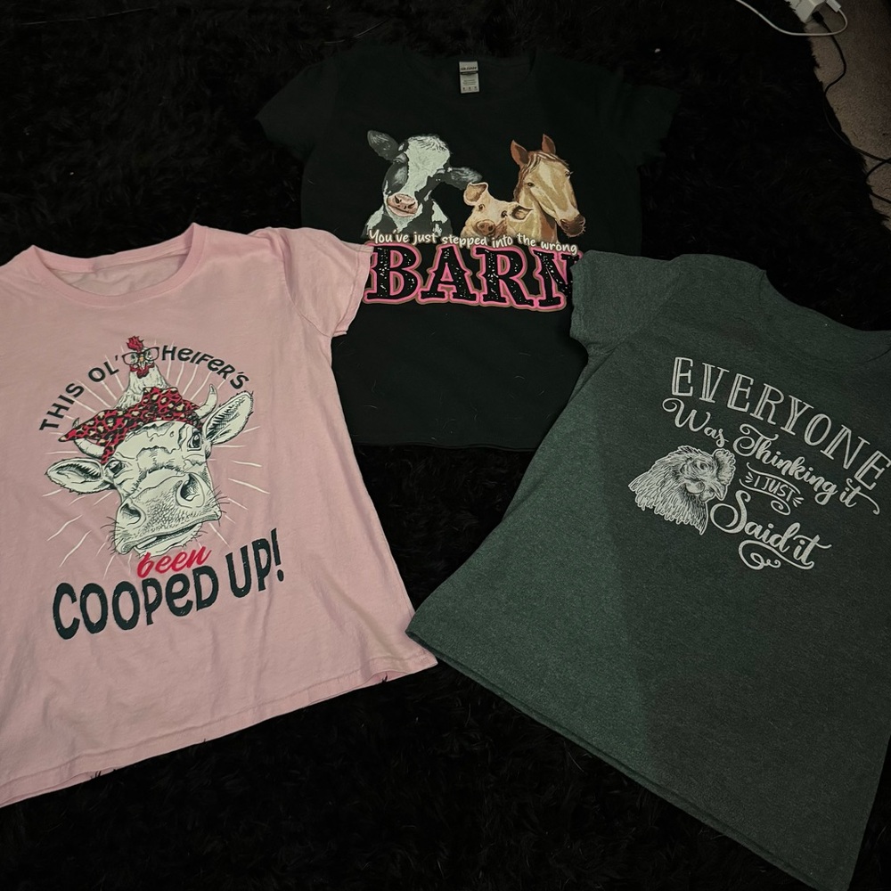 Set of 3 Graphic T-Shirts with Cow Designs